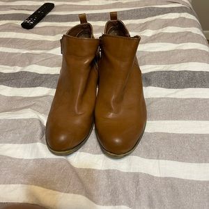 women’s ankle boots